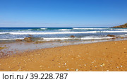 Ramla Beach пляж с розово-золотым песком. Средиземное море. Шаара. Остров Гоцо (Gozo). Республика Мальта (2023 год). Стоковое фото, фотограф lana1501 / Фотобанк Лори