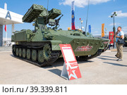 MOSCOW REGION, RUSSIA - AUGUST 18, 2022: Anti-aircraft missile system "Strela-10MN" on the international military-technical forum "Army-2022". Patriot Park. Редакционное фото, фотограф Виктор Карасев / Фотобанк Лори