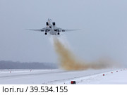 Стратегический бомбардировщик Ту-22М3 ВКС России (2019 год). Редакционное фото, фотограф Александр Тарасенков / Фотобанк Лори