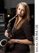 Pretty woman with saxophone. Стоковое фото, фотограф Сергей Буторин / Фотобанк Лори