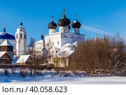 Uspensky trifonov monastery in kirov on a winter day (2021 год). Стоковое фото, фотограф Алексей Яговкин / Фотобанк Лори