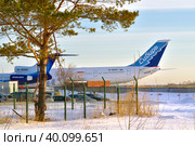 Tolmachevo Airport in spring (2023 год). Редакционное фото, фотограф ArhSib / Фотобанк Лори