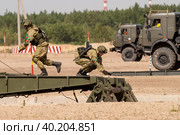 Assemblage of the mechanized bridge from TMM set (2019 год). Редакционное фото, фотограф Сергей Буторин / Фотобанк Лори