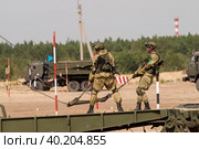Assemblage of the mechanized bridge from TMM set (2019 год). Редакционное фото, фотограф Сергей Буторин / Фотобанк Лори