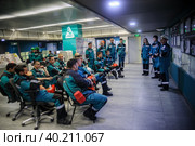 На производстве. Запсибнефтехим. Сибур. Тобольск (2016 год). Редакционное фото, фотограф Сергей Буторин / Фотобанк Лори