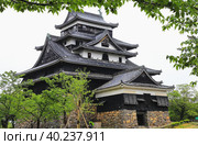 Matsue Castle in Matsue, Shimane prefecture, Japan. Японский самурайский замок в городе Мацуэ. (2017 год). Стоковое фото, фотограф Римма Тельнова / Фотобанк Лори