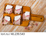 Sandwiches made of lard with horseradish on bread. Стоковое фото, фотограф Яков Филимонов / Фотобанк Лори