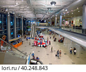 Moscow, Russia - 11 Jul 2011: Airport Domodedovo, Moscow, Russia. Редакционное фото, фотограф Сергей Стрелков / Фотобанк Лори