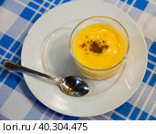 Natillas, typical dessert made of milk, eggs and sugar. Spain. Стоковое фото, фотограф Яков Филимонов / Фотобанк Лори