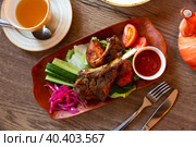 Kazan kebab, slowly stewed young lamb with vegetables. Стоковое фото, фотограф Яков Филимонов / Фотобанк Лори