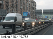 Гвардии полковник Александр Шипов и лейтенант Степан Царегородцев на плакате в Москве (2023 год). Редакционное фото, фотограф Дмитрий Неумоин / Фотобанк Лори
