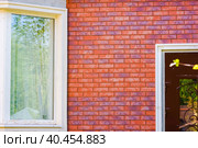 Clinker thermal panels for finishing the facade of the house. Стоковое фото, фотограф Юрий Поздников / Фотобанк Лори