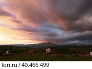 Красивые облака в вечернем небе над селом. Стоковое фото, фотограф Яна Королёва / Фотобанк Лори