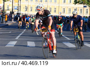 Велогонка La Strada Race. Участники во время заезда. (2023 год). Редакционное фото, фотограф Евгений Кашпирев / Фотобанк Лори