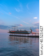 Yalta restaurant orange in the evening (2021 год). Редакционное фото, фотограф Анна Кривицкая / Фотобанк Лори