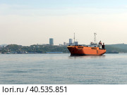 Судно "Elduga"в проливе Босфор Восточный залива Петра Великого (2022 год). Редакционное фото, фотограф Free Wind / Фотобанк Лори