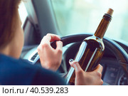 Dangerous female driver. Стоковое фото, фотограф Сергей Толмачёв / Фотобанк Лори