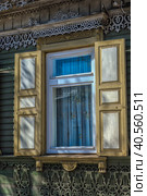 Window with wooden shutters (2018 год). Стоковое фото, фотограф Анна Кривицкая / Фотобанк Лори