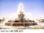 Фонтан Каменный цветок и струи воды, ВДНХ, Москва (2023 год). Стоковое фото, фотограф Baturina Yuliya / Фотобанк Лори