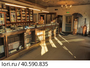 Estonia, Tallinn 11,10,2014Interior of the ancient pharmacy. Редакционное фото, фотограф Анна Кривицкая / Фотобанк Лори