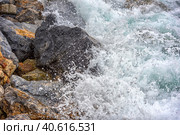Stones and water surf. Стоковое фото, фотограф Анна Кривицкая / Фотобанк Лори