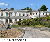 Доходный дом Е.П. Ярошенко, 1860 — 1880 годы., палаты стольника Е. И. Бутурлина. 1660 год на Хитровской площади в Москве (2023 год). Редакционное фото, фотограф Овчинникова Ирина / Фотобанк Лори