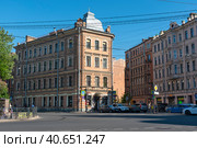 Доходный дом на улице Моисеенко, 1. Санкт-Петербург (2023 год). Редакционное фото, фотограф Александр Щепин / Фотобанк Лори