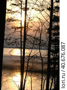 Sunset over the forest lake. Стоковое фото, фотограф Анна Кривицкая / Фотобанк Лори