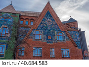 Fairy-tale House of Pertsova (DOM PERTSOVOY) , Moscow art nouveau building, constructed  by the architects Schnaubert and Zhukov (2019 год). Редакционное фото, фотограф Анна Кривицкая / Фотобанк Лори