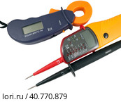 Цифровые мультиметры разного типа на белом фоне. Digital  multimeters on a white. Стоковое фото, фотограф Татьяна Д / Фотобанк Лори