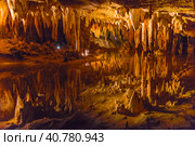 Dream Lake in Luray Caverns, Virginia, USA (2016 год). Стоковое фото, фотограф Анна Кривицкая / Фотобанк Лори