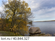 Mon repos is rocky landscape Park on the shore of the Bay of Protective Vyborg Bay, Northern part of city Vyborg in Leningrad region (2017 год). Стоковое фото, фотограф Анна Кривицкая / Фотобанк Лори