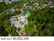 Соборная церковь в честь Живоначальной Троицы в поселке Высоково в Нижнем Новгороде (2022 год). Стоковое фото, фотограф Илья Старков / Фотобанк Лори