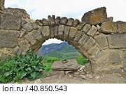 Tatev monastery in mountains of Caucasus, Armenia (2013 год). Редакционное фото, фотограф Сергей Стрелков / Фотобанк Лори