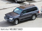 Toyota Land Cruiser 100 (2023 год). Редакционное фото, фотограф Art Konovalov / Фотобанк Лори