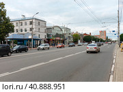 Город Рязань. Первомайский проспект. Торговый дом "Соната" (2023 год). Редакционное фото, фотограф Зобков Юрий / Фотобанк Лори