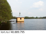 Pushkinsky district, Vladimir region, Russia, May 11, 2013. Vvedensky convent on isle. Редакционное фото, фотограф Сергей Долгов / Фотобанк Лори
