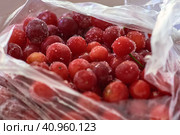 Frozen cherries. Cherries are with pieces of ice. Стоковое фото, фотограф Стас Пересыпкин / Фотобанк Лори