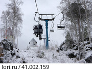 ГЛЦ "Гора Ежовая", канатно-кресельный подъемник (2021 год). Редакционное фото, фотограф Алексей Иванов / Фотобанк Лори