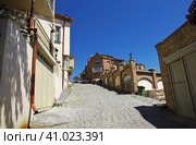 Signagi, Georgia - 05 May 2013: The street in Signagi city, Georgia. Редакционное фото, фотограф Сергей Стрелков / Фотобанк Лори