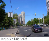 Улица Обручева. Обручевский район. Город Москва (2014 год). Редакционное фото, фотограф lana1501 / Фотобанк Лори