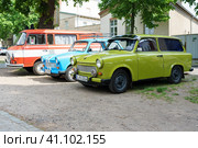 WERDER (HAVEL), GERMANY - MAY 20, 2023: Different cars (Trabant, IFA, Barkas) from the GDR era stand in a row. Oldtimer - Festival Werder Classics 2023. Редакционное фото, фотограф Sergey Kohl / Фотобанк Лори