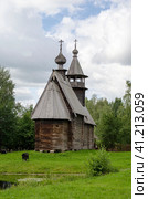 Деревянная церковь Всемилостивого Спаса в Костроме, Россия (2020 год). Редакционное фото, фотограф Светлана Корнякова / Фотобанк Лори