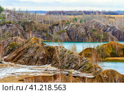 Autumn natural landscape. Abandoned coal quarries near Konduki village, Romantsevskie mountains, Russia. Стоковое фото, фотограф VittoriaChe / Фотобанк Лори