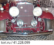 Автомобиль "Cadillac 452 V16 Convertible Coupe by Fleetwood", 1930 г., 16-цилиндровый, 175 л.с., США. Это был первый в мире серийный автомобиль с двигателем V16. Музей автомобильной техники. Верхняя Пышма, Россия, (2020 год) Редакционное фото, фотограф Сергей Елизарьев / Фотобанк Лори
