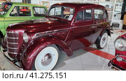 Soviet small car "Moskvich-400" (2023 год). Редакционное фото, фотограф Анна Кривицкая / Фотобанк Лори