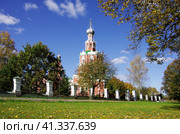 Церковь Смоленской иконы Божьей Матери в Софрино (Сафарино), Пушкинский район, Московская область Church Smolensk icon Mother of God in Sofrino (2023 год). Стоковое фото, фотограф Natalia Sidorova / Фотобанк Лори