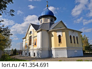 Церковь Иоанна Воина на  Силикатном в Калуге (2023 год). Стоковое фото, фотограф Лариса Вишневская / Фотобанк Лори