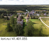Деревянная Богоявленская церковь в Ширяихе (Ошевенск). Россия, Каргопольский район (2021 год). Стоковое фото, фотограф Яковлев Сергей / Фотобанк Лори