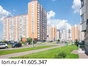 Новая Москва. Микрорайон Люберецкие Поля в Некрасовке (2023 год). Редакционное фото, фотограф Алёшина Оксана / Фотобанк Лори